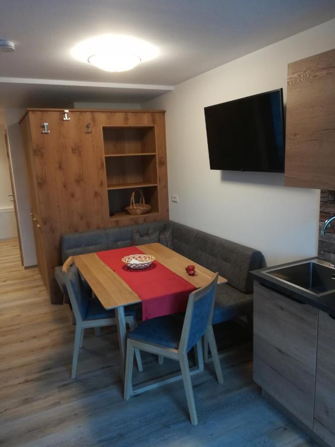 Haus Garz Apartment Weissensee Bagian luar foto
