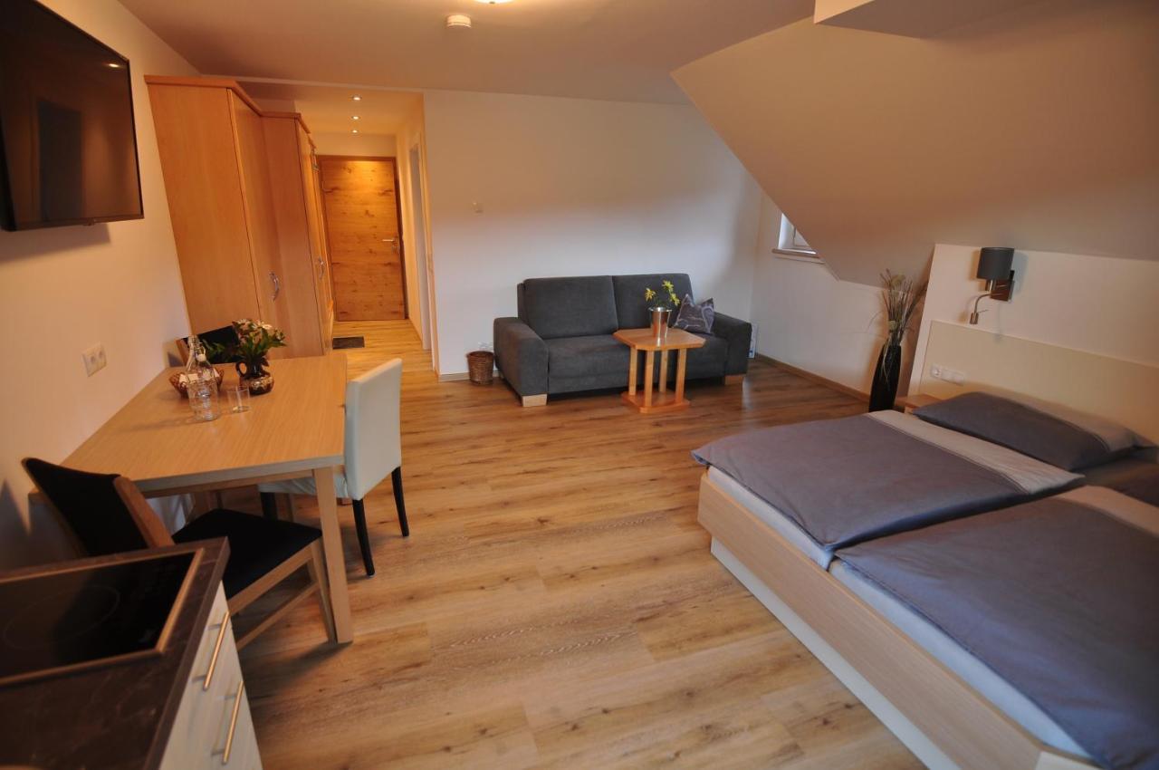 Haus Garz Apartment Weissensee Bagian luar foto