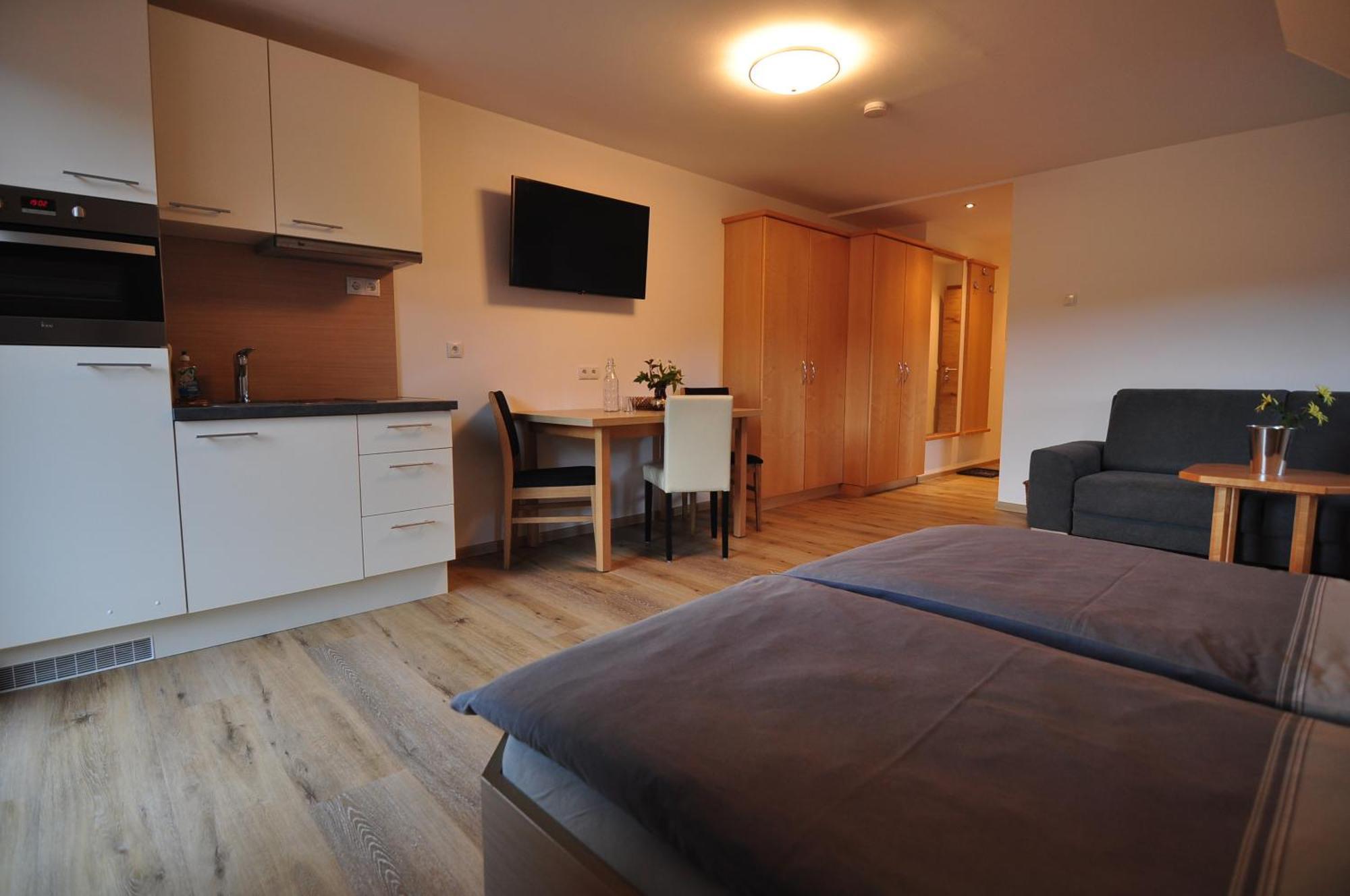 Haus Garz Apartment Weissensee Bagian luar foto