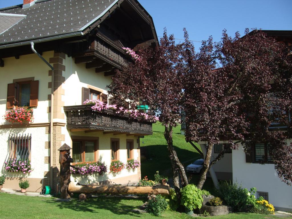 Haus Garz Apartment Weissensee Bagian luar foto